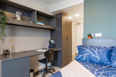 Superior En Suite at Benedict's Gate, 71 St Benedict's Street, City Centre, Norwich, NR24FB - Image 1